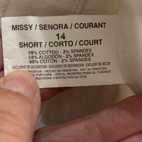 Gloria Vanderbilt Amanda White Denim Jeans Size 14 Short - Picture 8 of 9